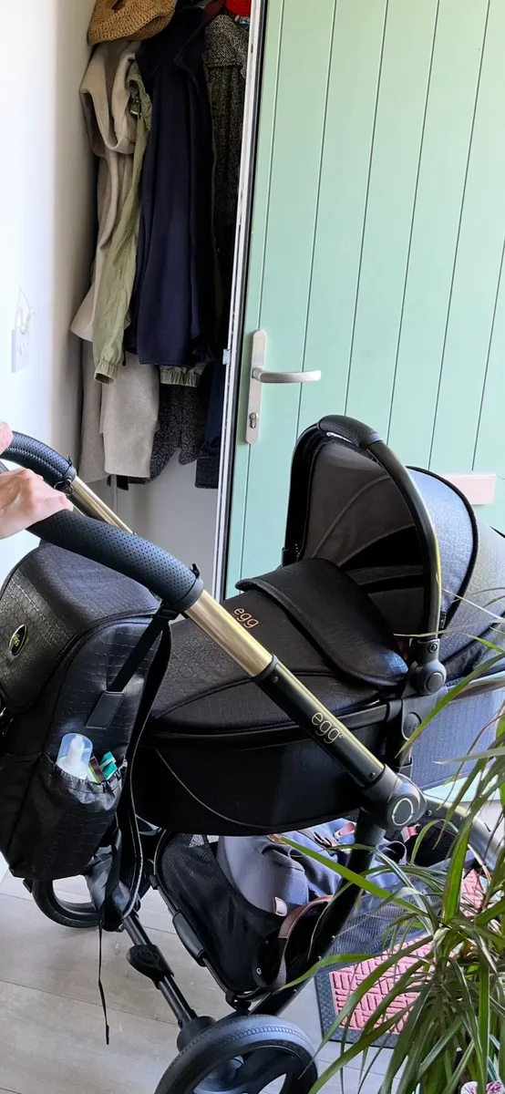 Egg2 Travel System plus Cybex Z2 Car Seat Bundle - Image 3