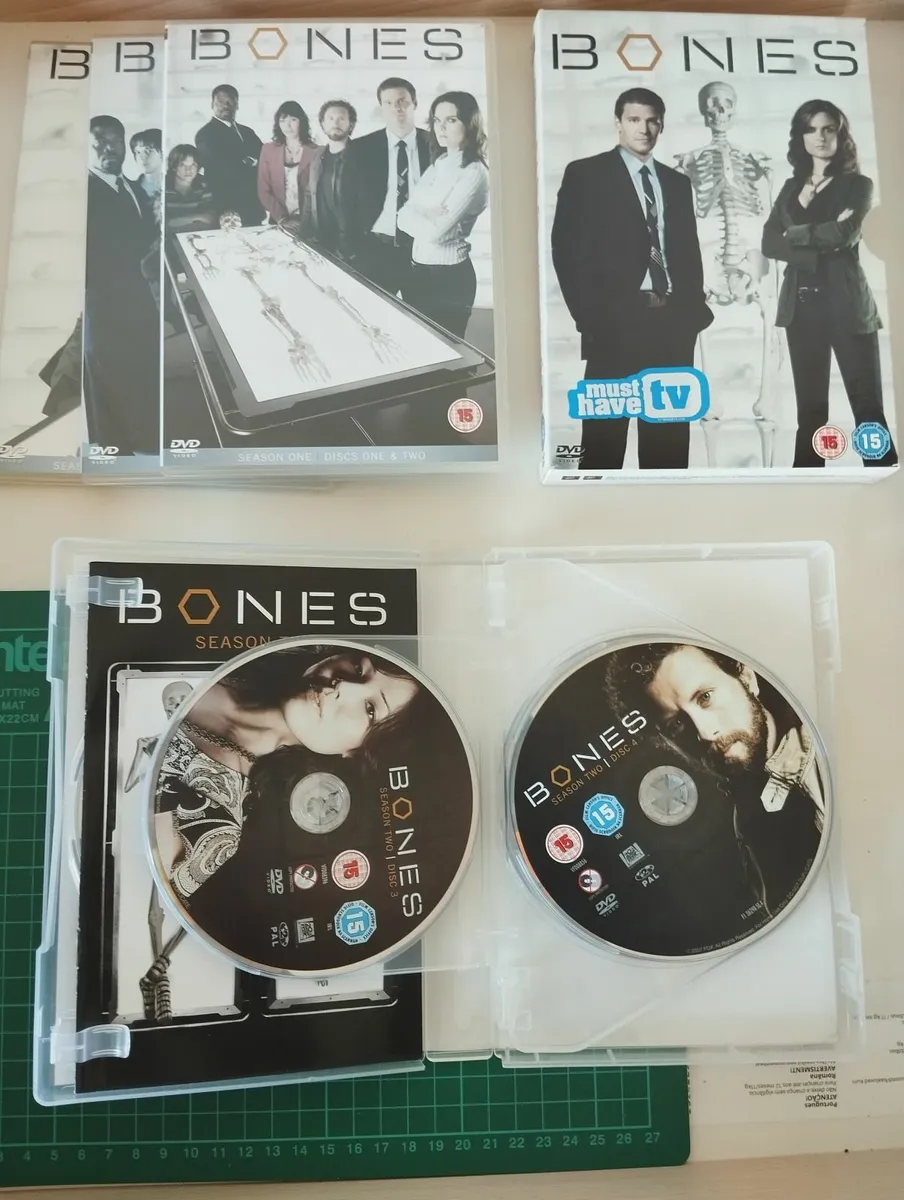 Complete DVD Set of Bones - Image 2