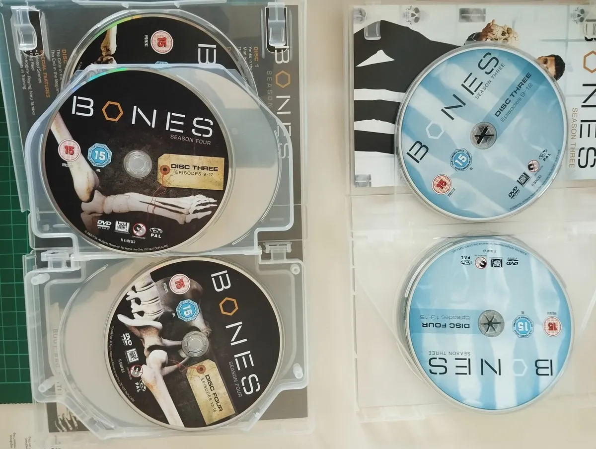 Complete DVD Set of Bones - Image 3
