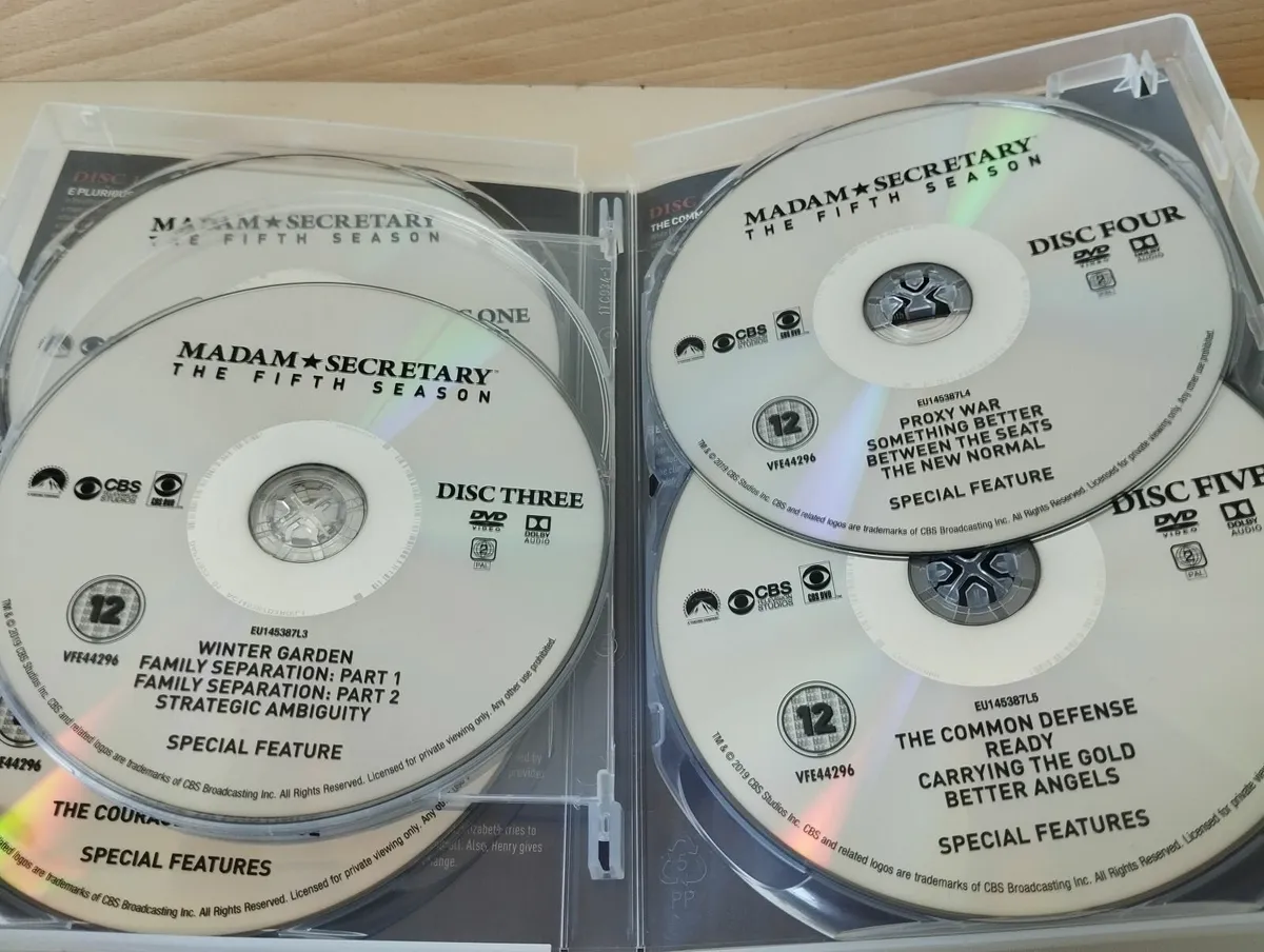 Madam Secretary DVD Seasons 3 and 5 - Image 2