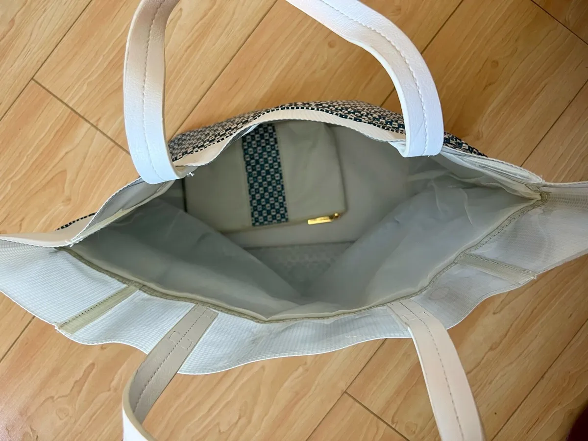Handbag - Image 3