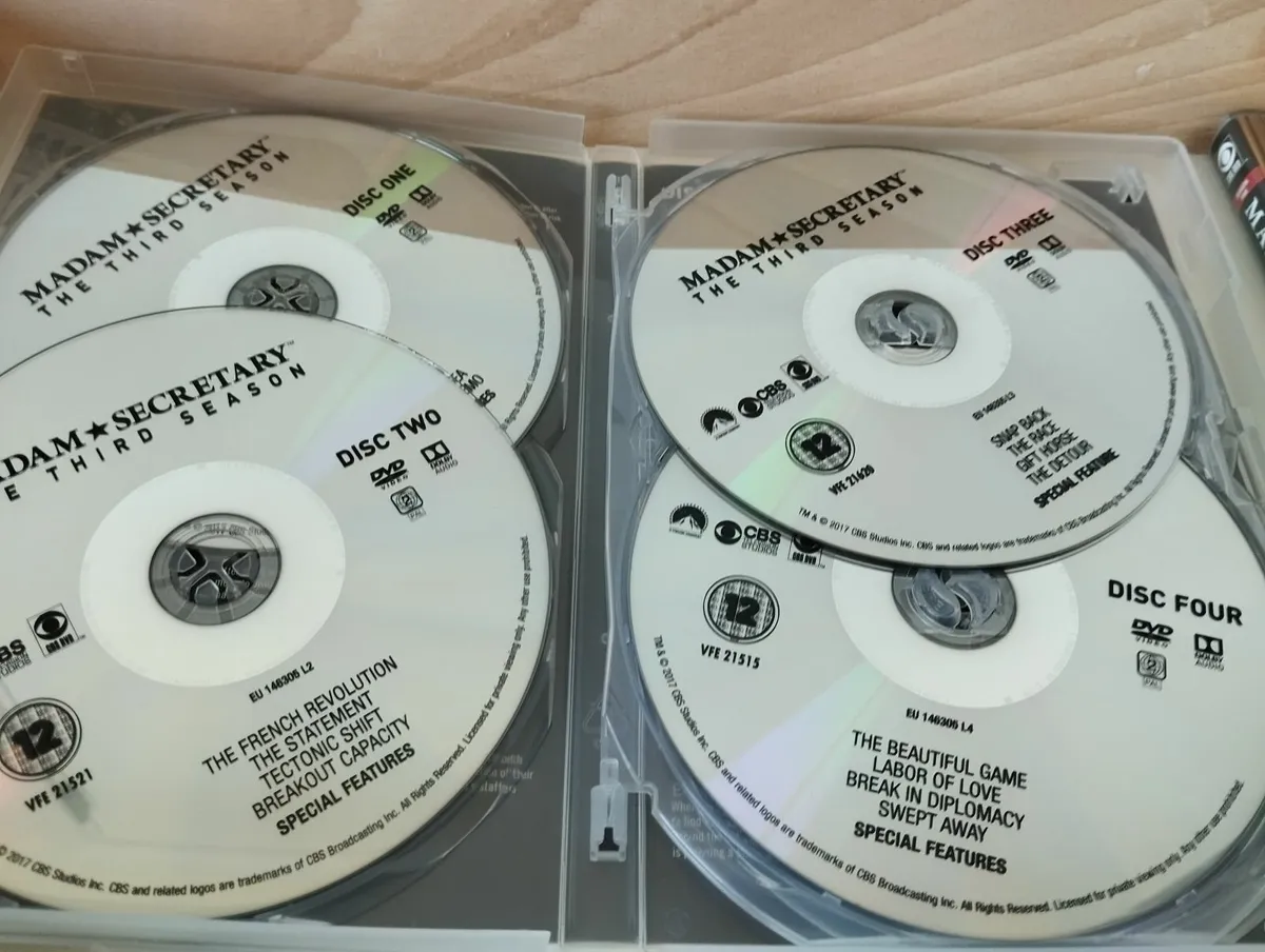 Madam Secretary DVD Seasons 3 and 5 - Image 3