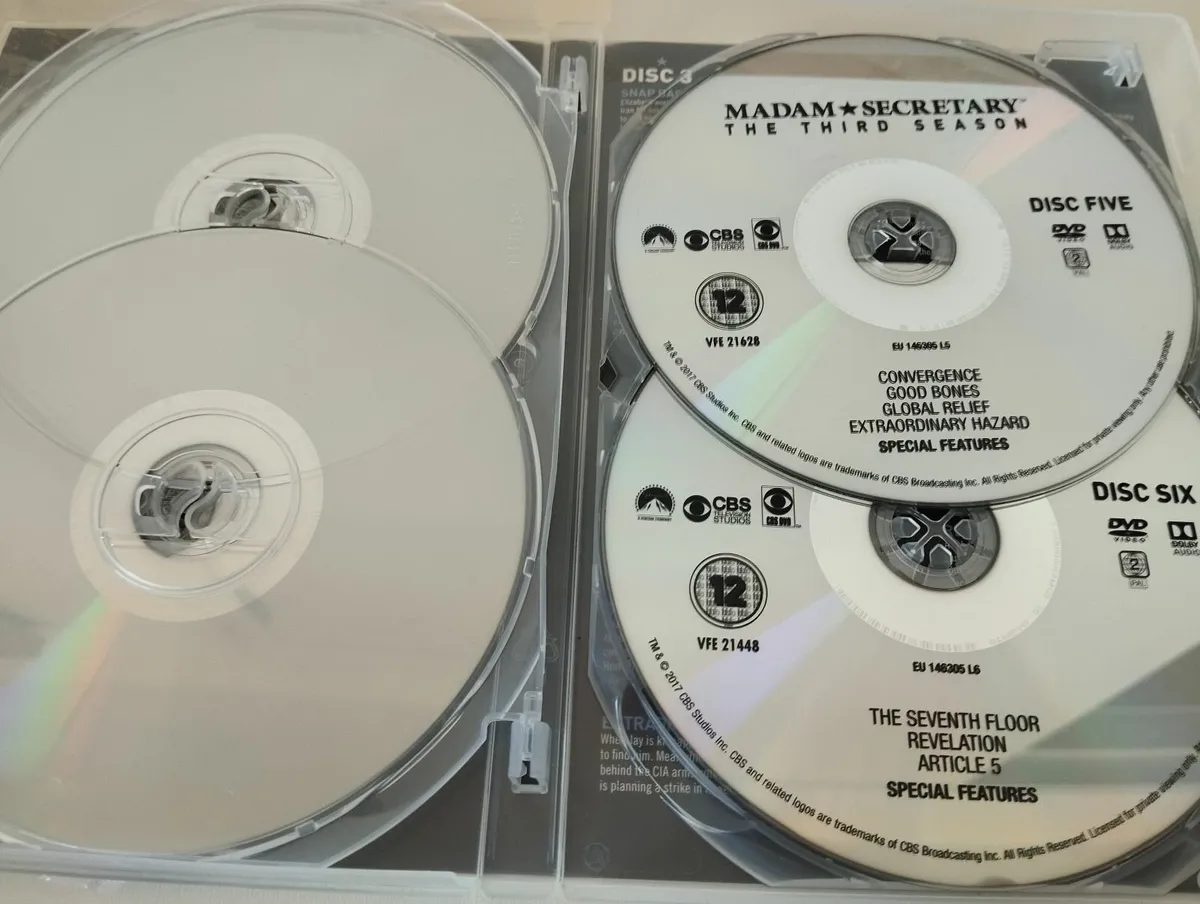 Madam Secretary DVD Seasons 3 and 5 - Image 4
