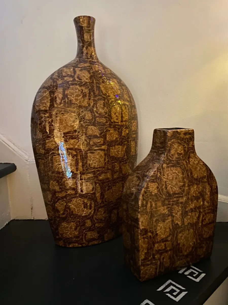 Decorative vases - Image 1