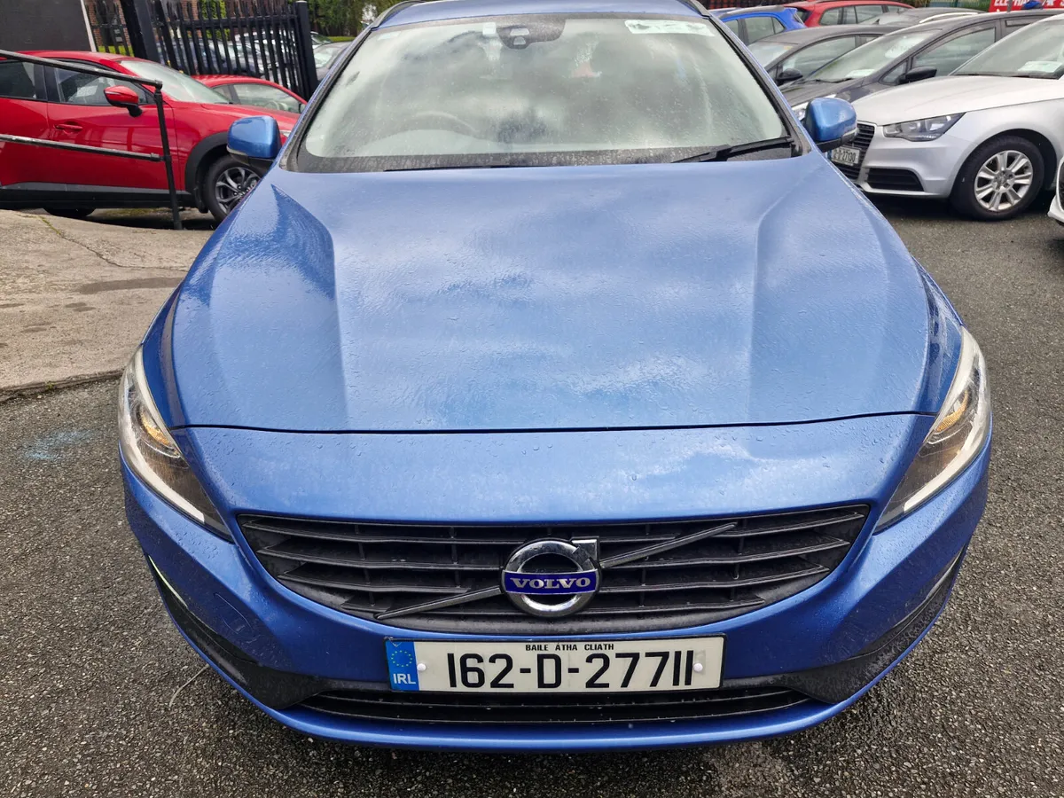 Volvo V60 2016 - Image 2