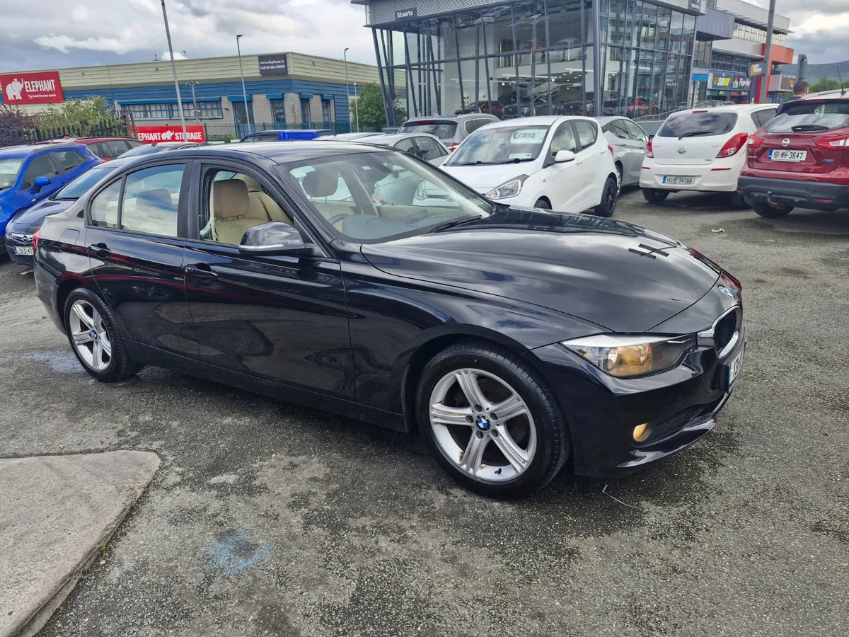 BMW 3-Series 2013 - Image 2