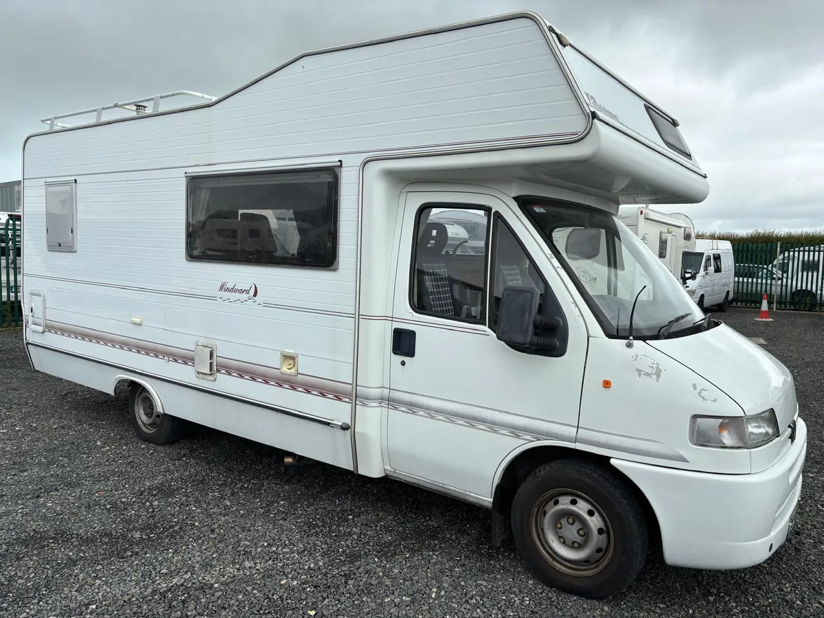 AUTOHOMES 5/6 BERTH RIGHT HAND DRIVE 1999 DOE 8/25 - Image 2