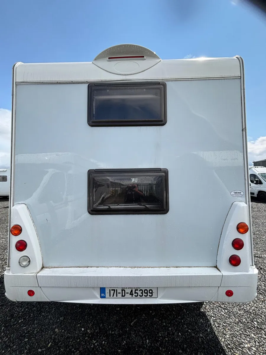 2017 BELA 4/5 BERTH REAR BUNKS NEW CVRT 02/27 RHD - Image 4