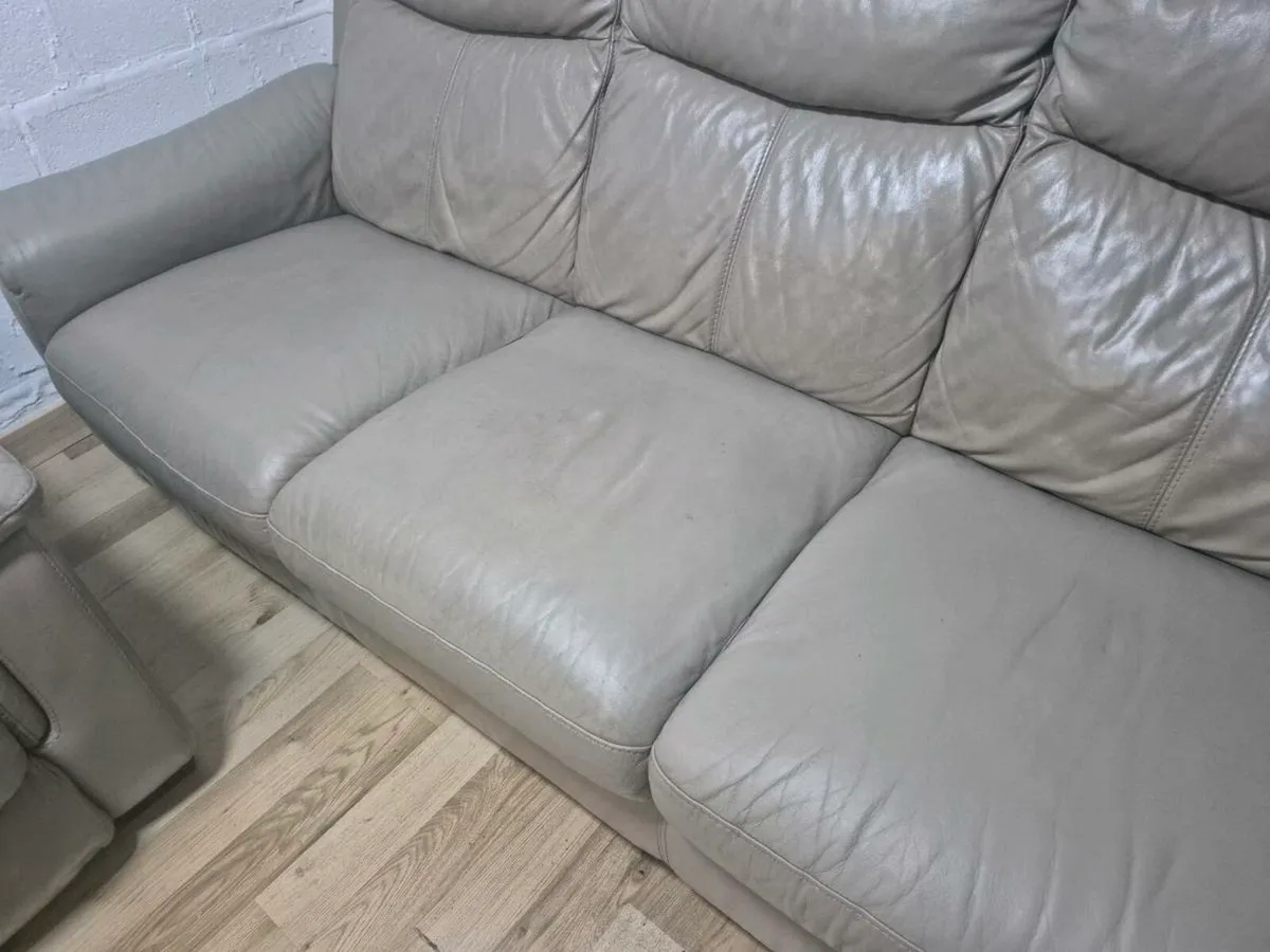 3&2 for sale - Image 3