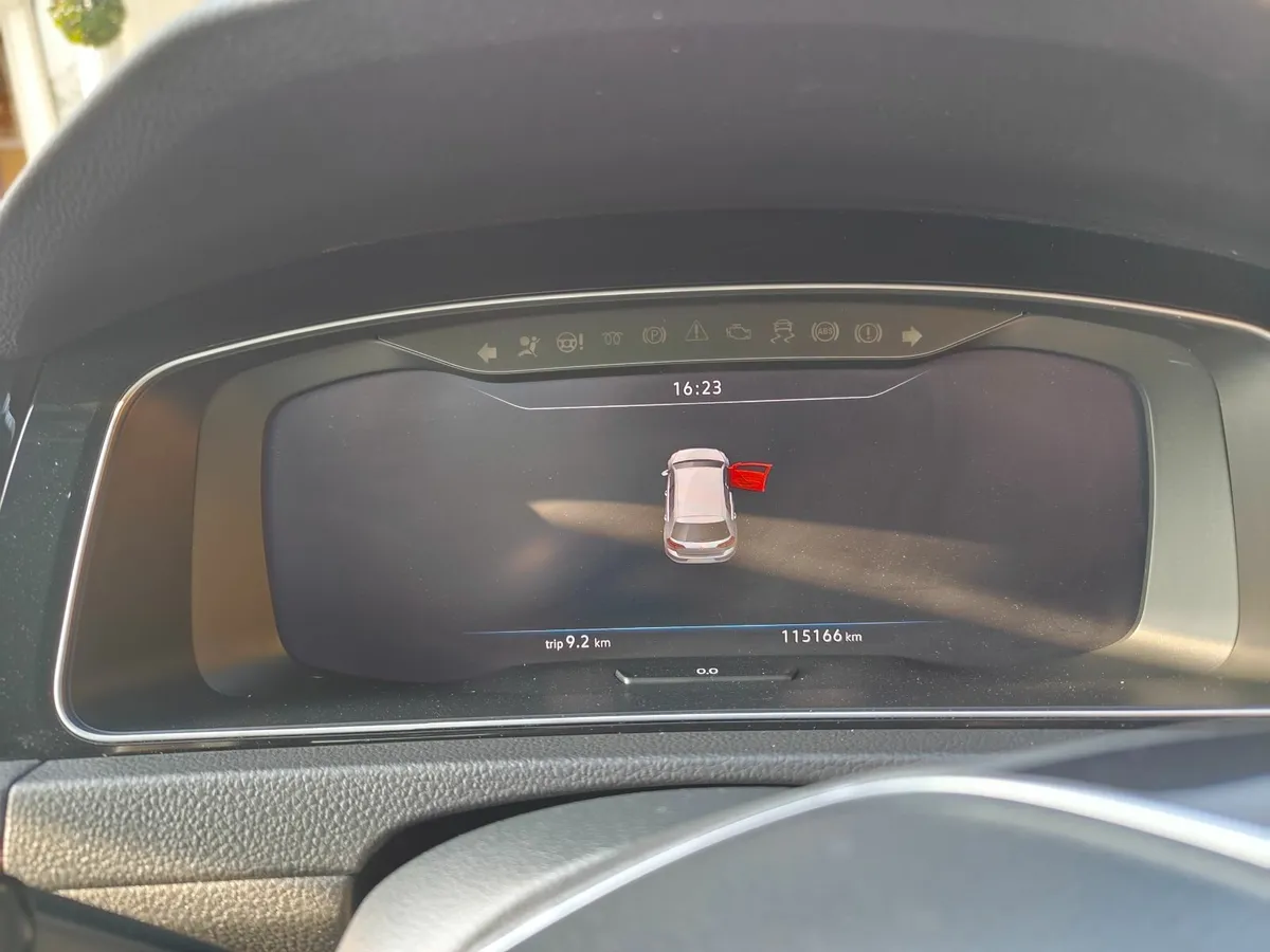 Volkswagen Golf 2019 - Image 2