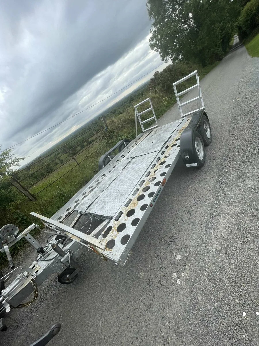 Car transporter - Image 2