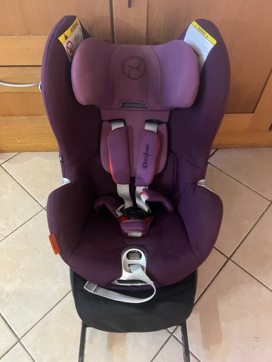 Cybex Sirona seat - Image 1
