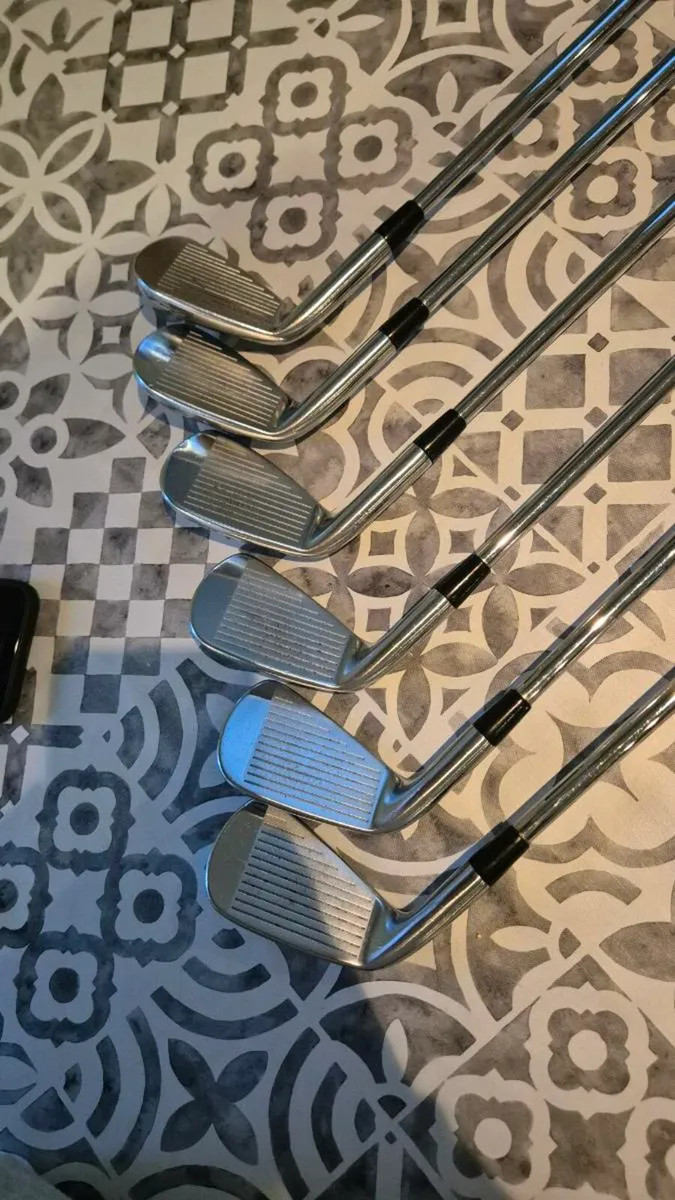 Titleist AP2 Irons - Image 1
