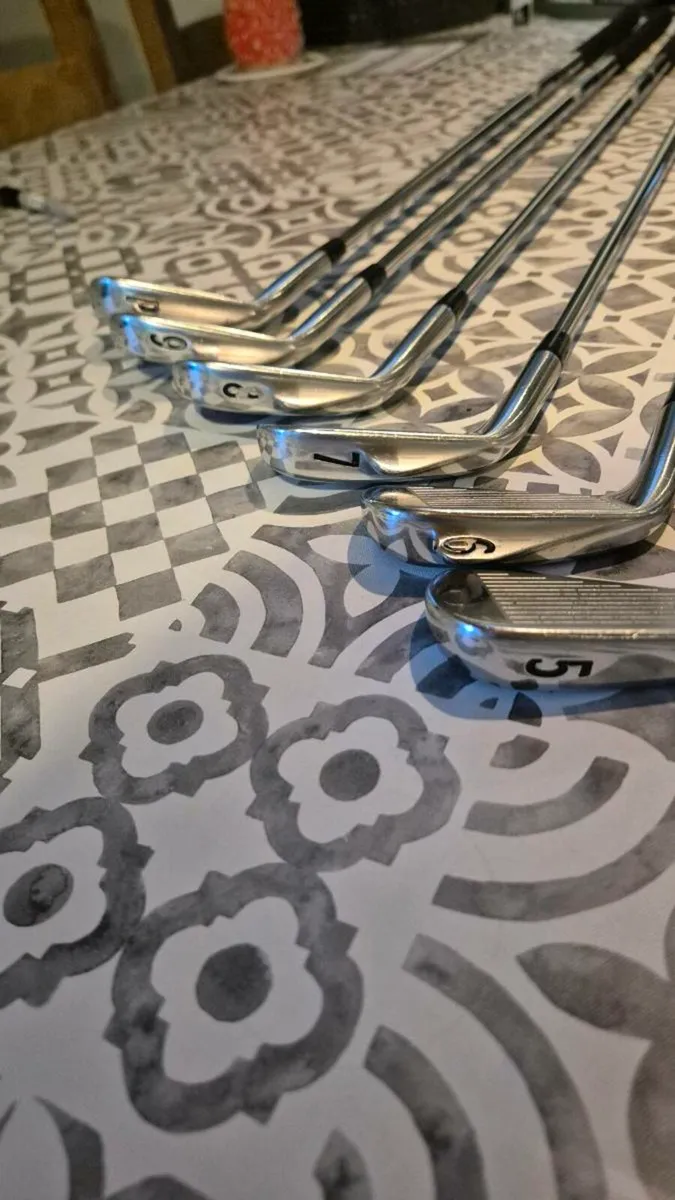 Titleist AP2 Irons - Image 2
