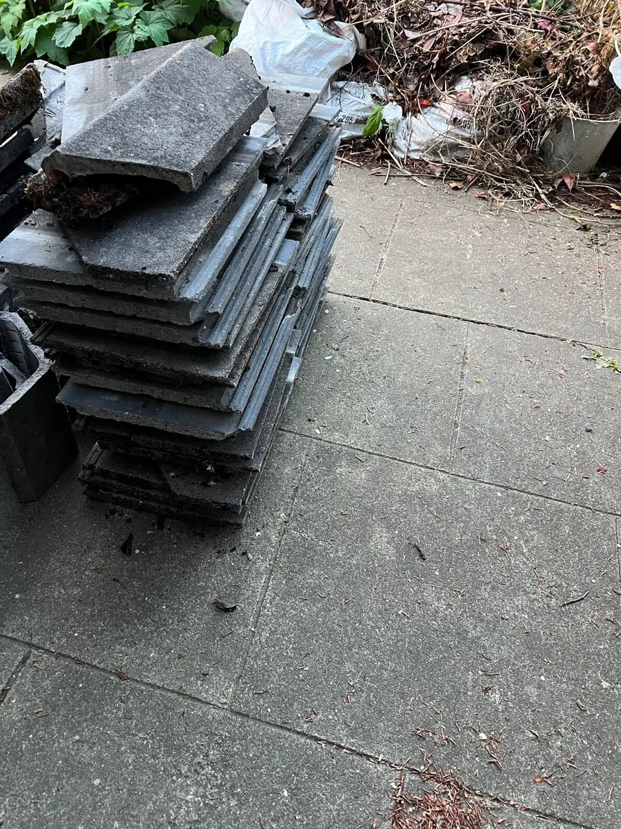 Concrete roof tiles and ridges - Image 3