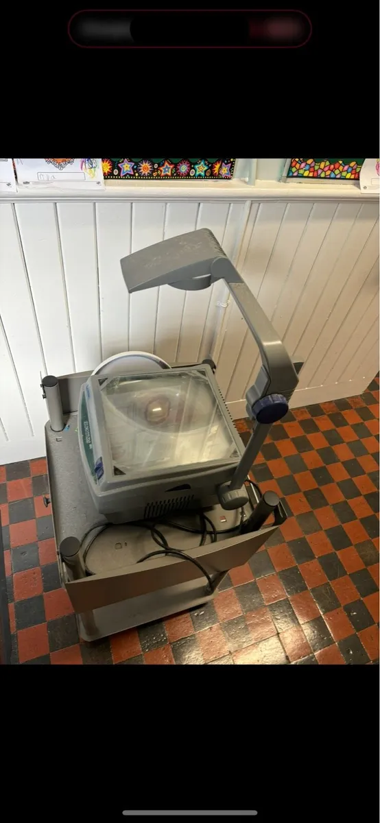 Overhead Projector - Image 3