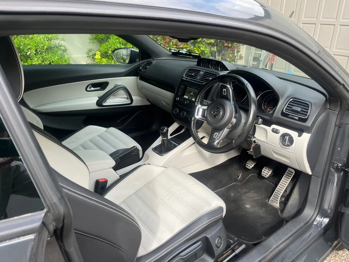 Volkswagen Scirocco 2015 - 1.4 TSI GT - Image 3