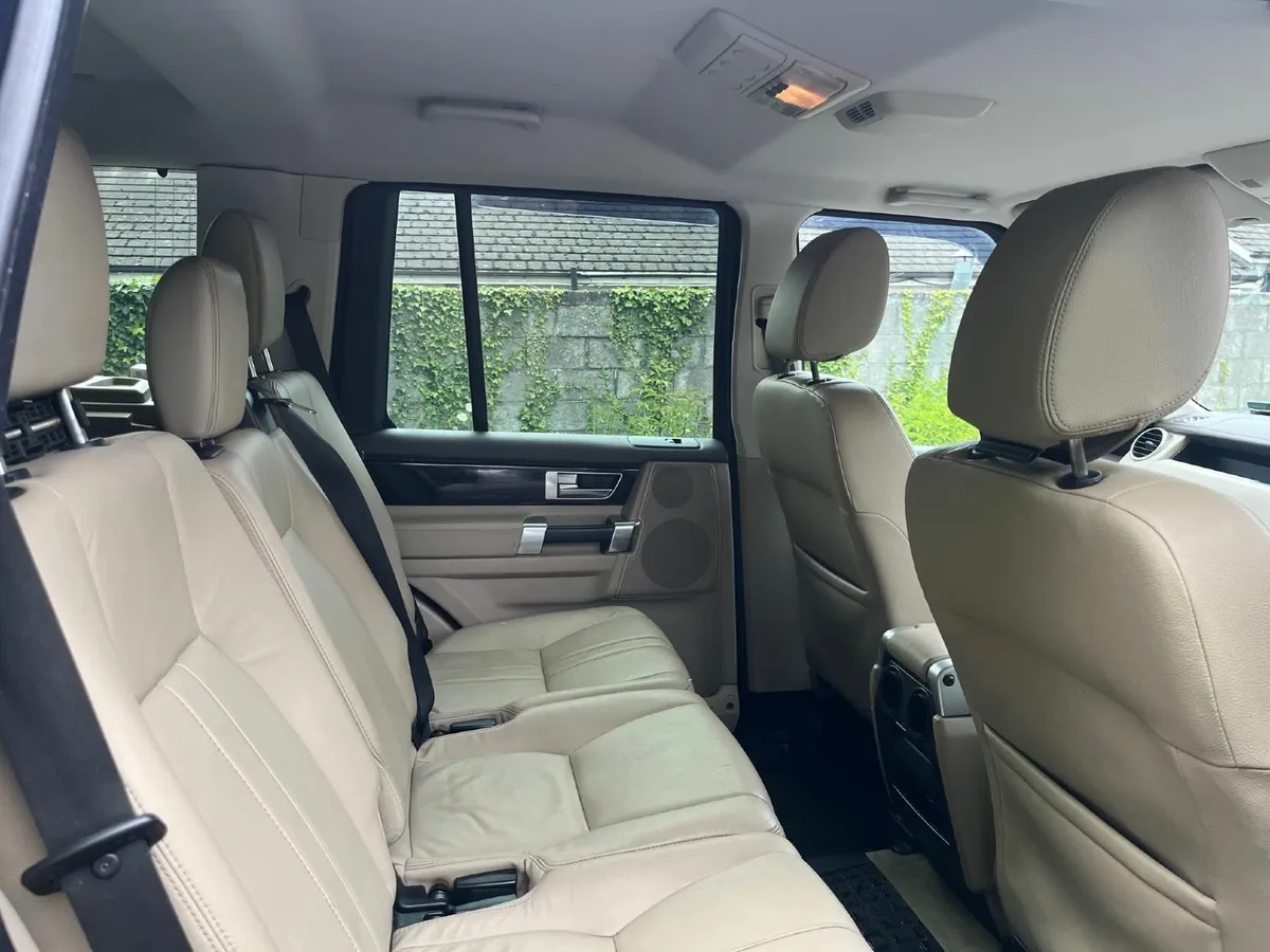 Land Rover Discovery 2011 - Image 3