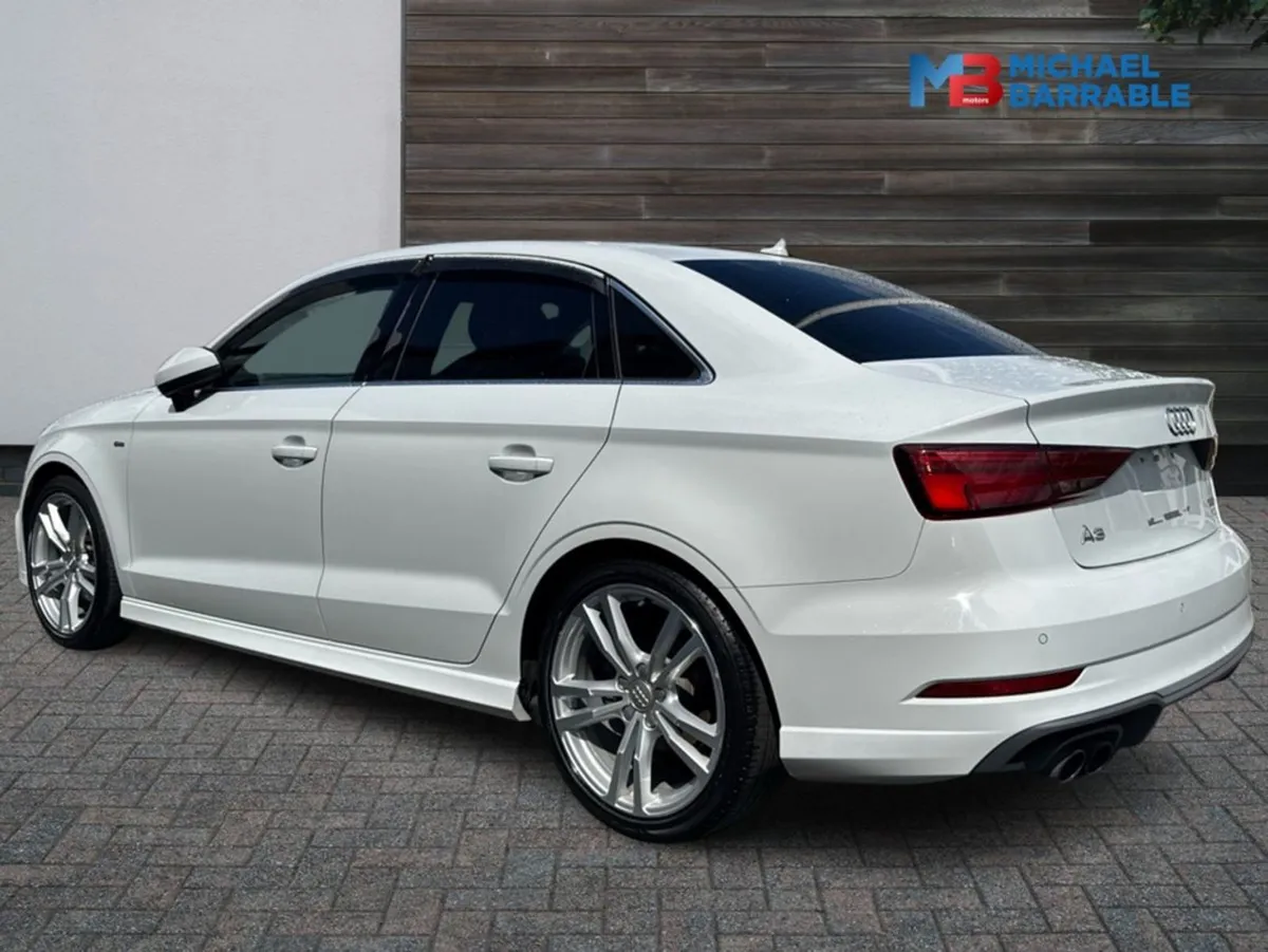 Audi A3 S- Line Tfsi Automatic - Image 4