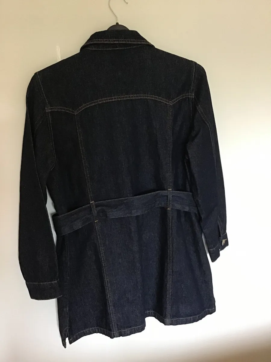 Phase eight denim jacket. - Image 4