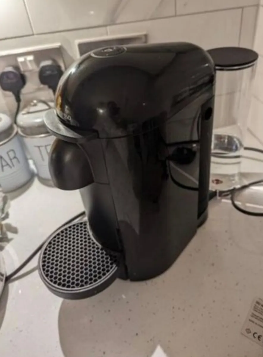 Nespresso Vertuo machine - Image 3