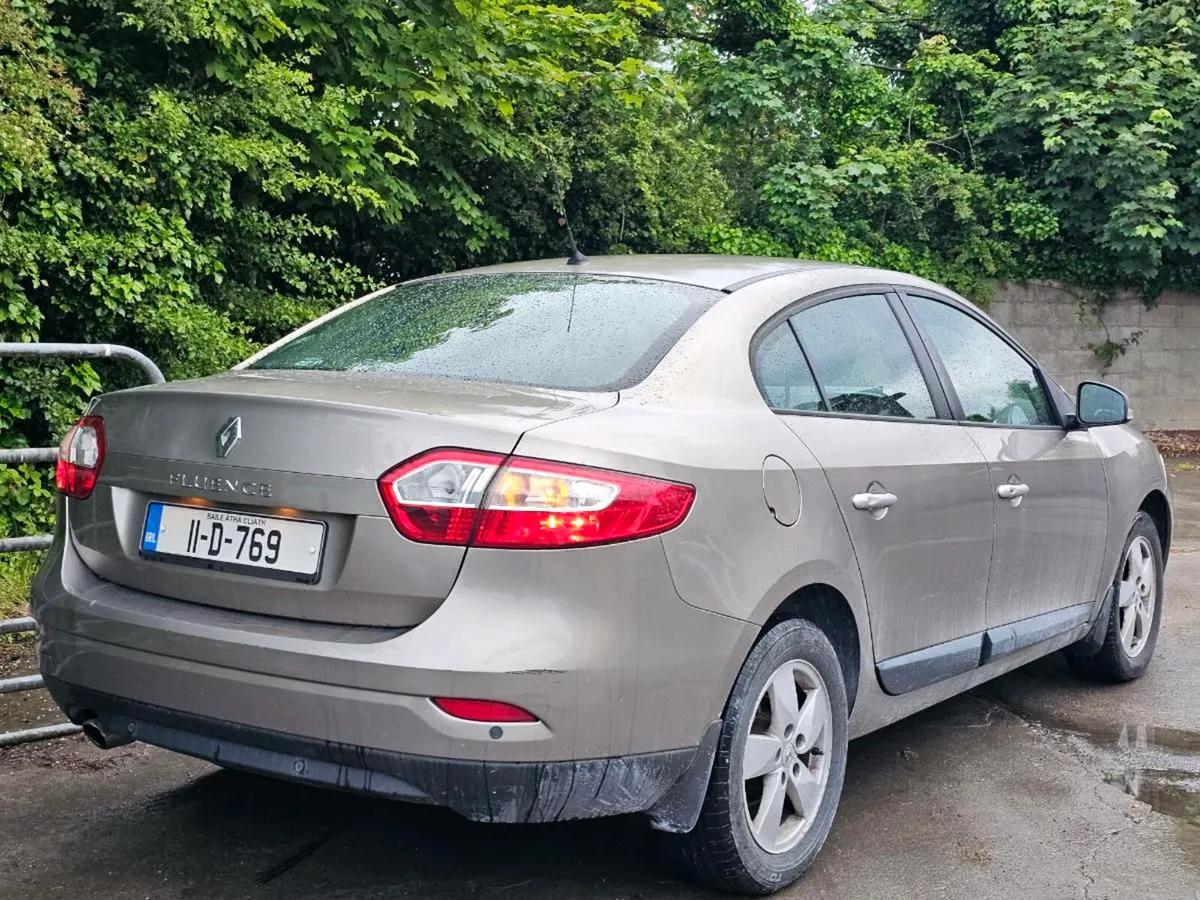 Renault fluence 1.5L diesel nct&tax €2222 - Image 3
