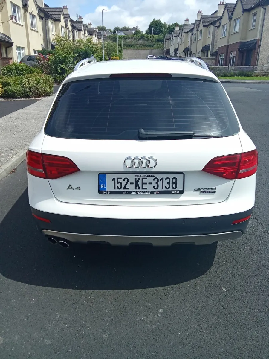 Audi A4 2015 avant allroad quattro - Image 1