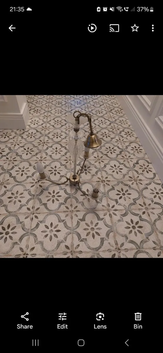 Light fixture - Image 2