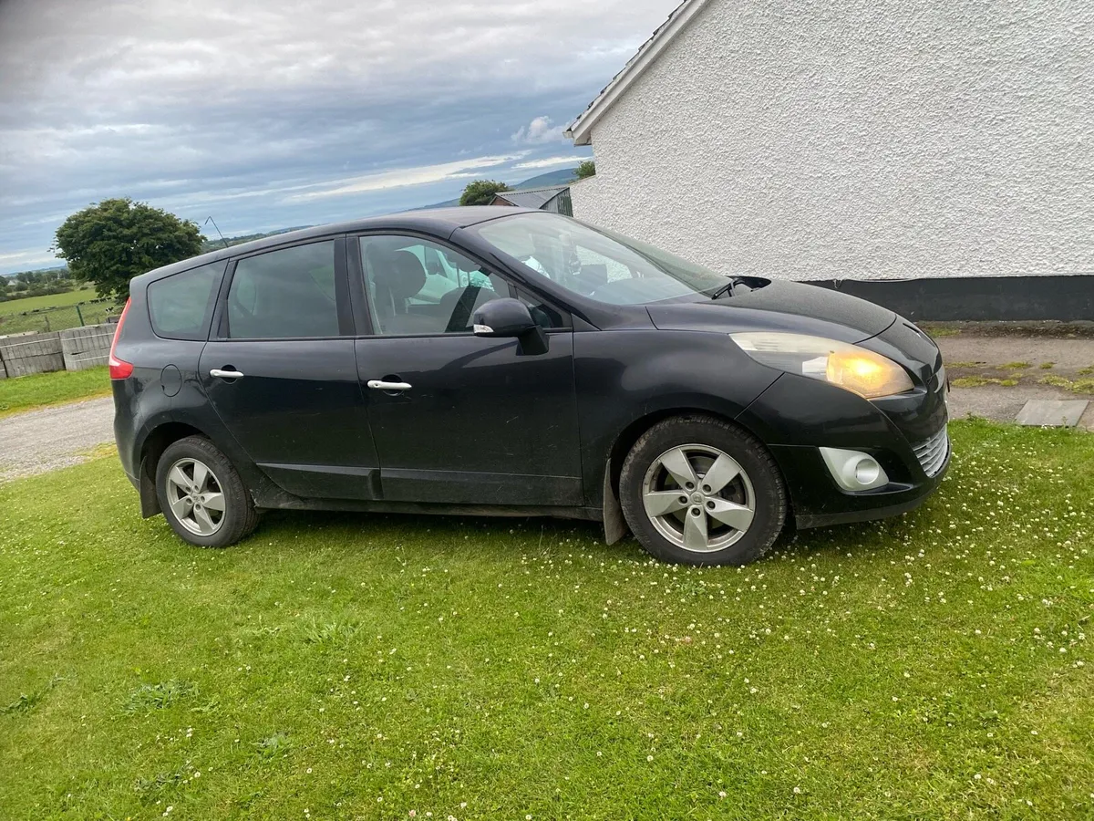 Renault grand scenic, taxed, full years test - Image 1