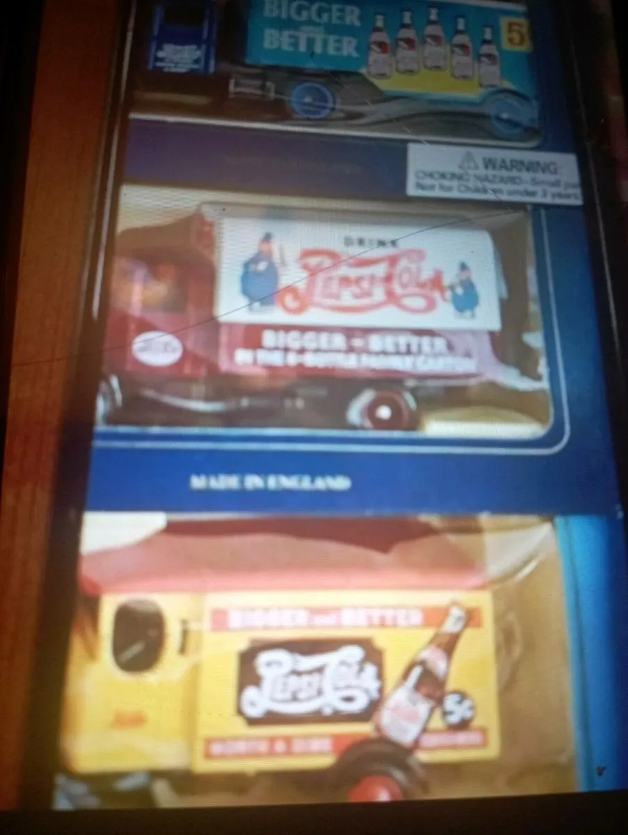 PEPSI COLA  DIECAST MODLES FOR SALE - Image 2