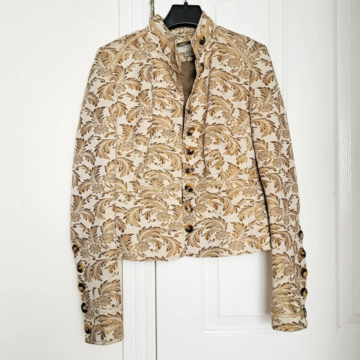 Karen Millen Gold Jacquard Floral Jacket 10UK/38EU - Image 1