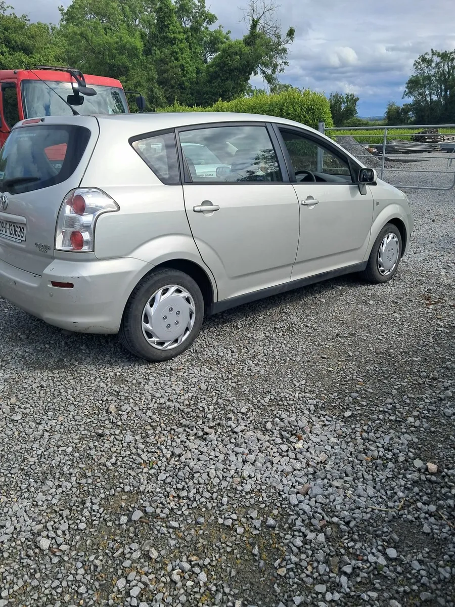 Toyota Corolla Verso 2009 - Image 1