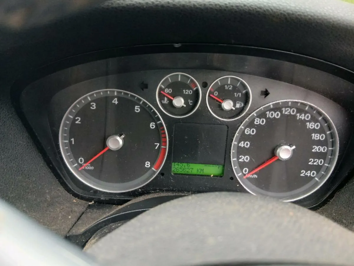 Ford Focus - Image 4
