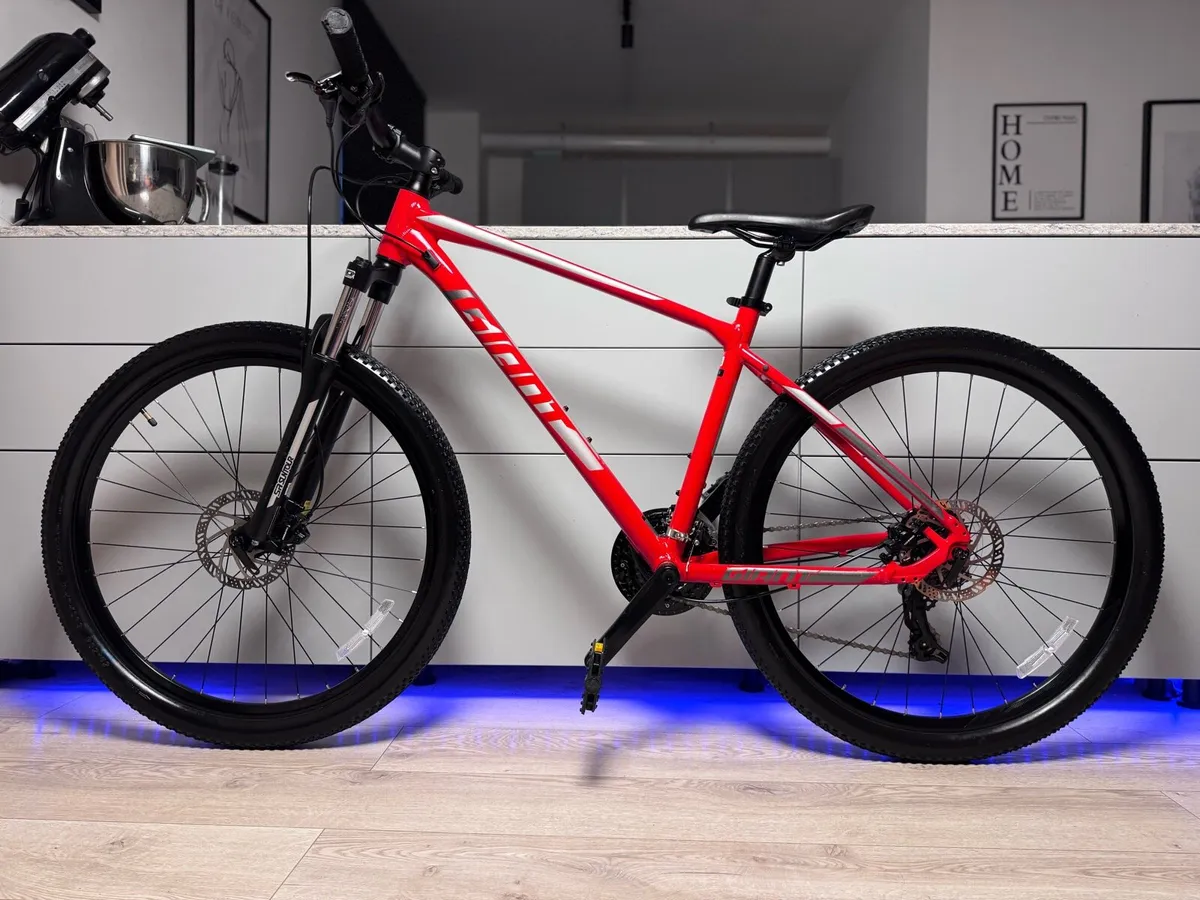 Giant ATX Mountain Bike - Image 2