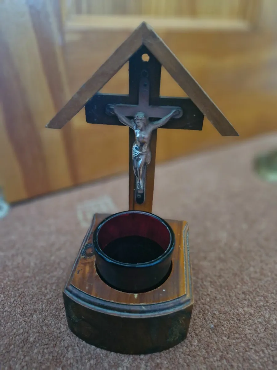 Holy water fonts - Image 1