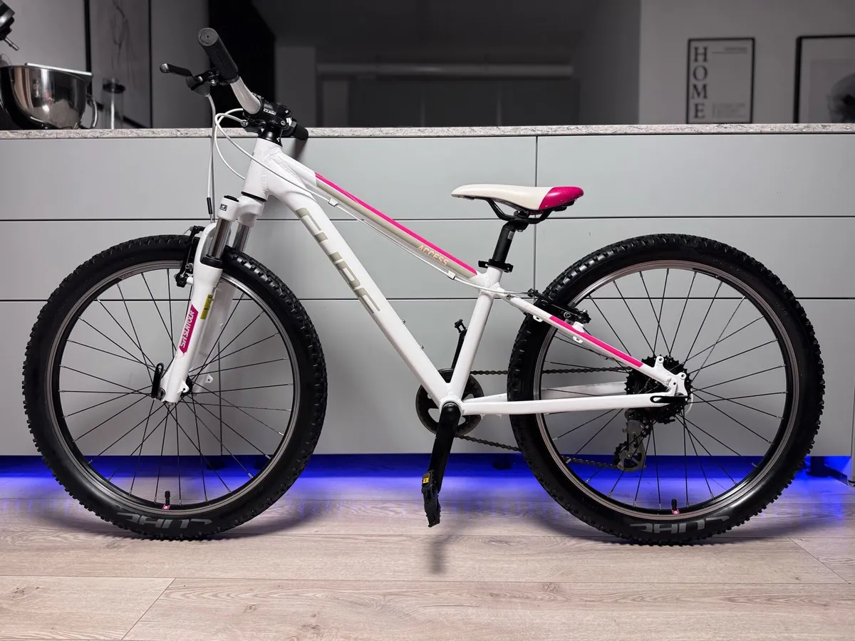 CUBE Junior Bike 24 inch - Image 2