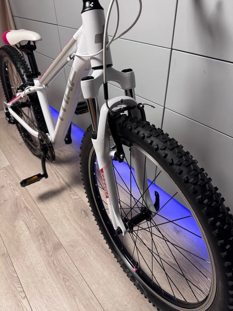 CUBE Junior Bike 24 inch - Image 4
