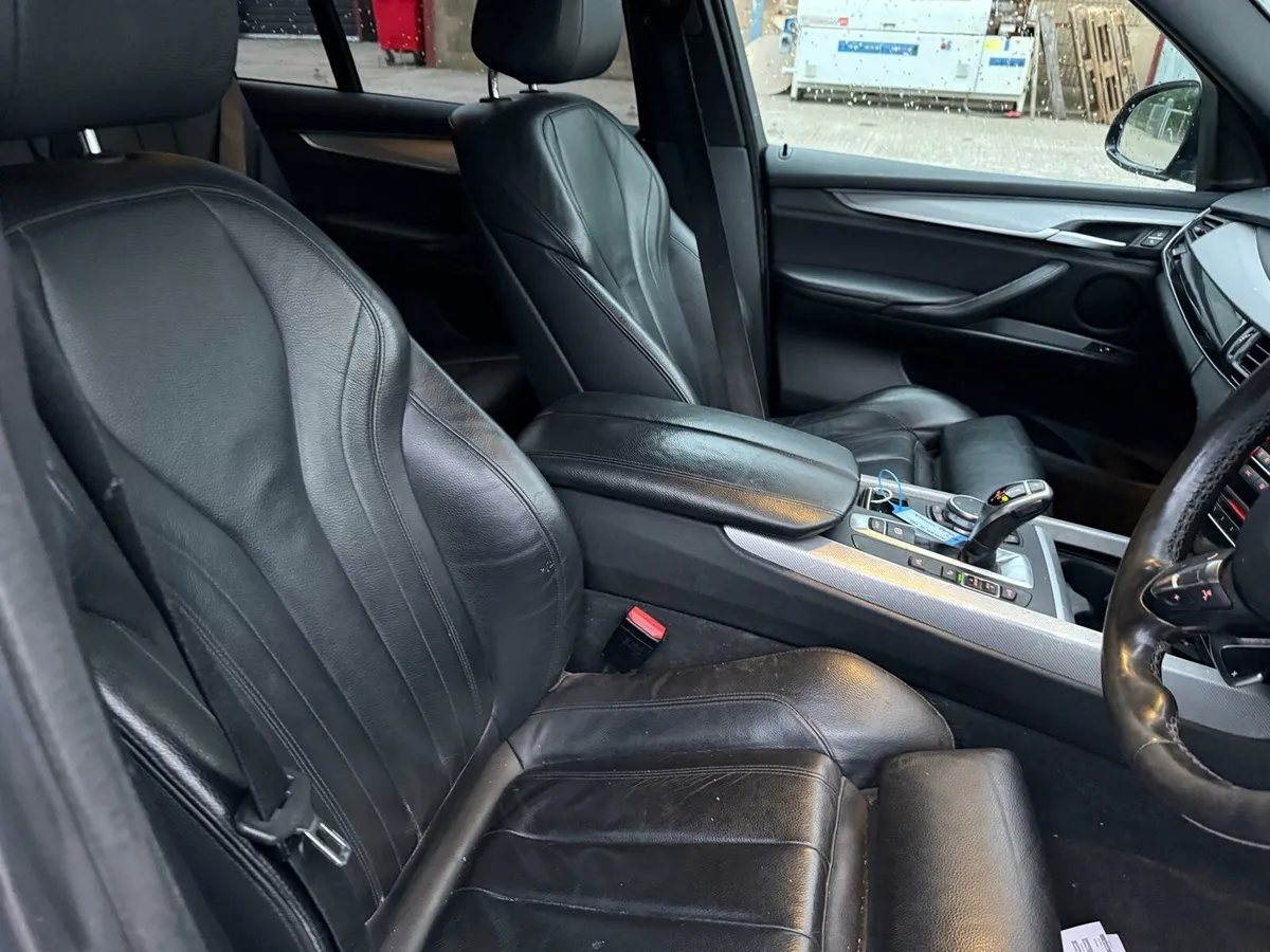 Bmw x5 2015 f15 crewcab - Image 2
