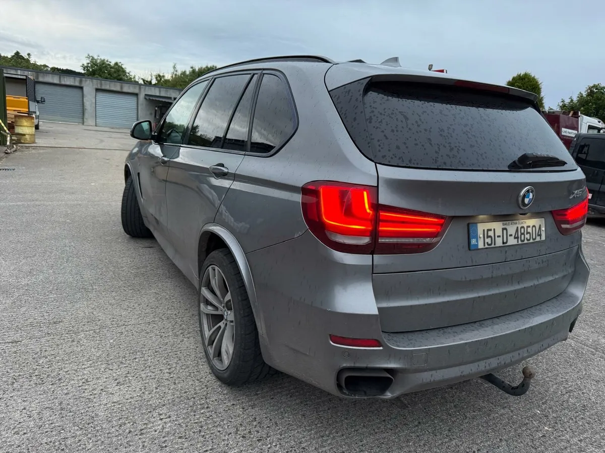 Bmw x5 2015 f15 crewcab - Image 3