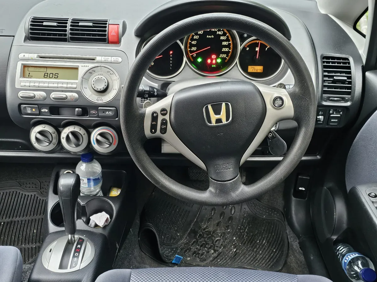 Honda Jazz fit 2007 nct&tax €2222 no offers - Image 2