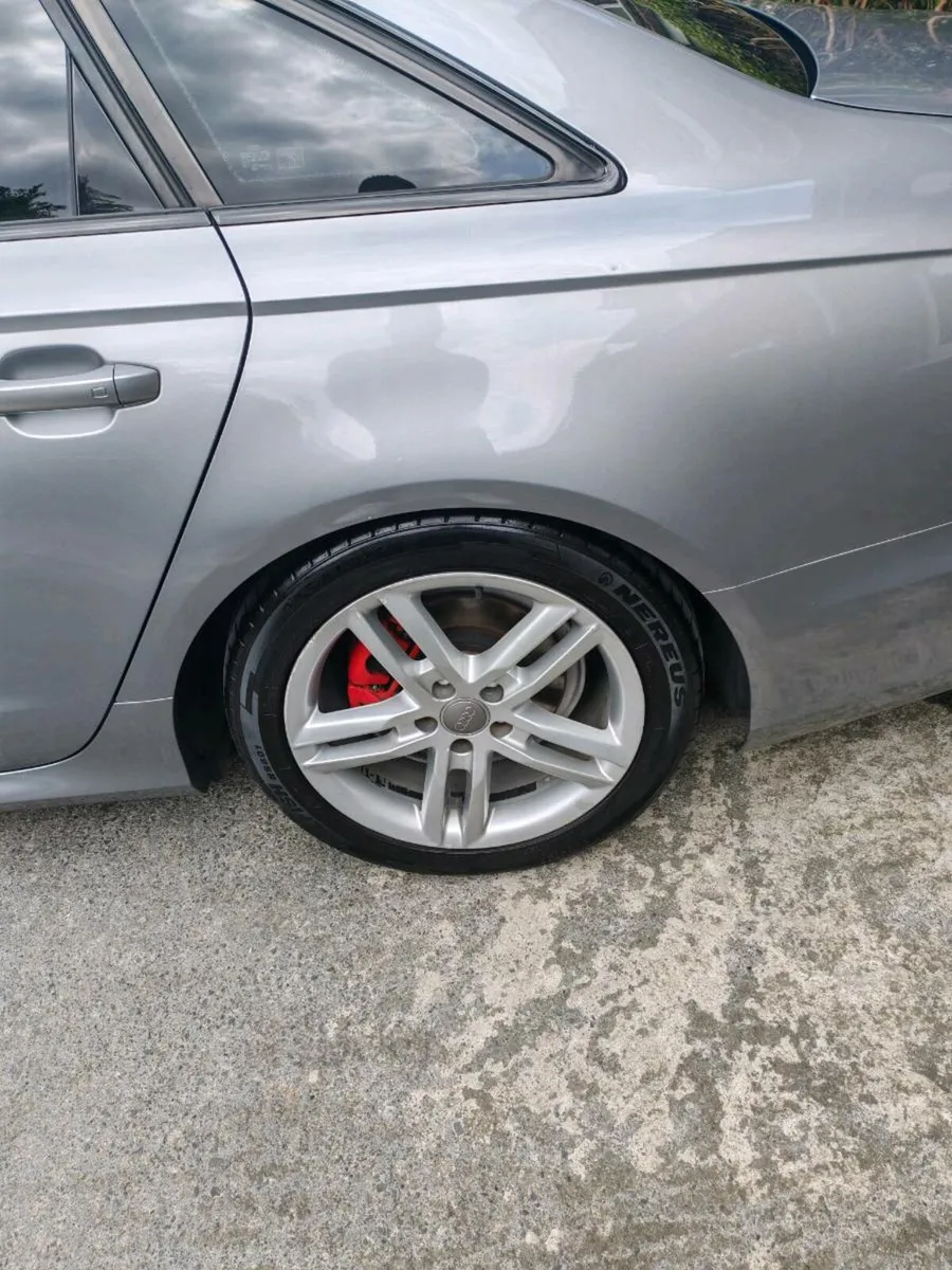 Car - Image 2