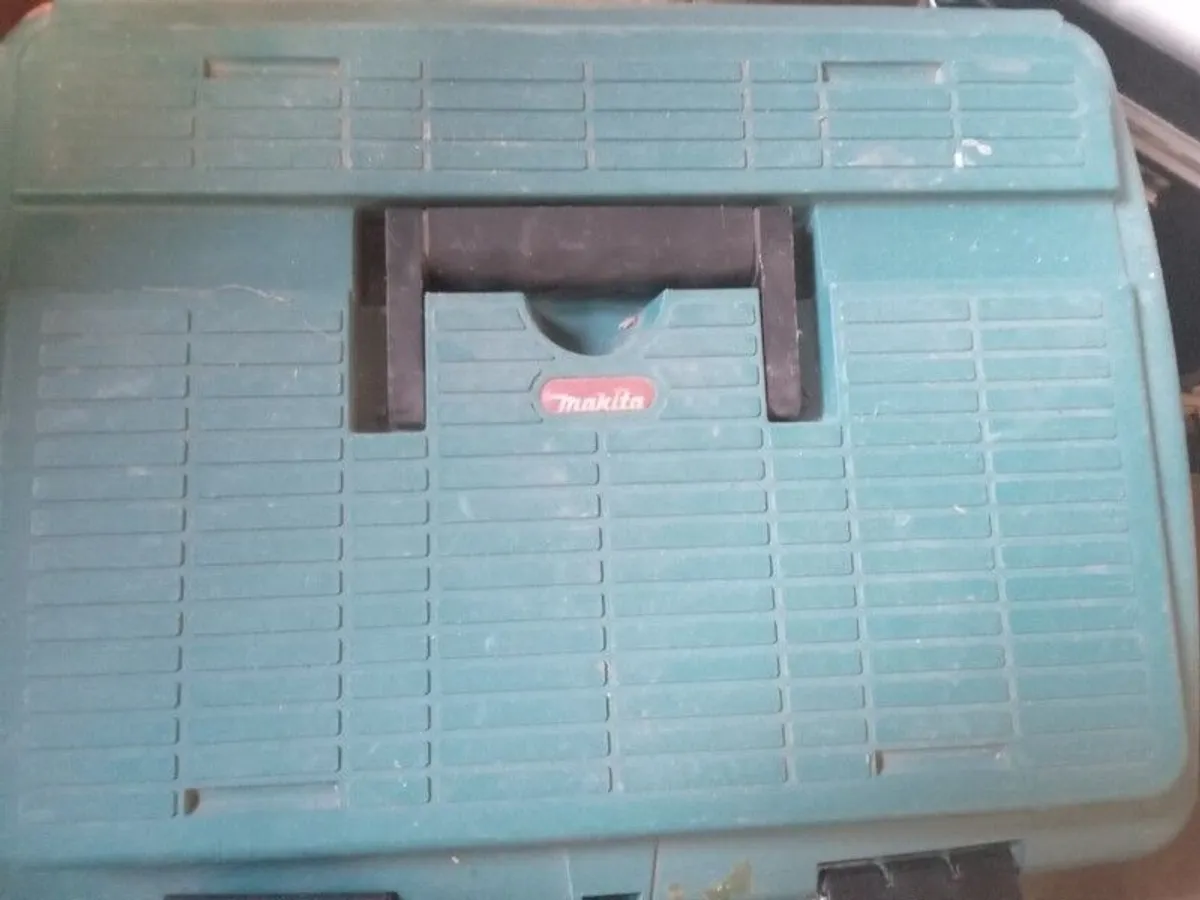 Makita circular saw - Image 3