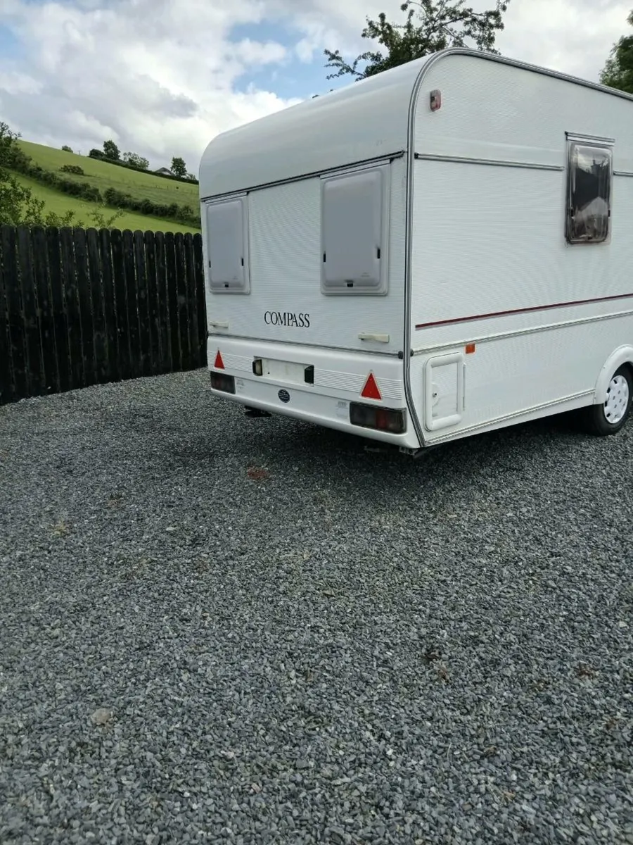 Caravan - Image 4