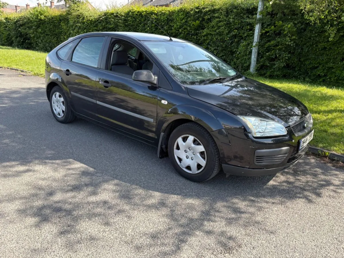 Ford Focus NT LX 1.4 80ps 5DR - Image 1
