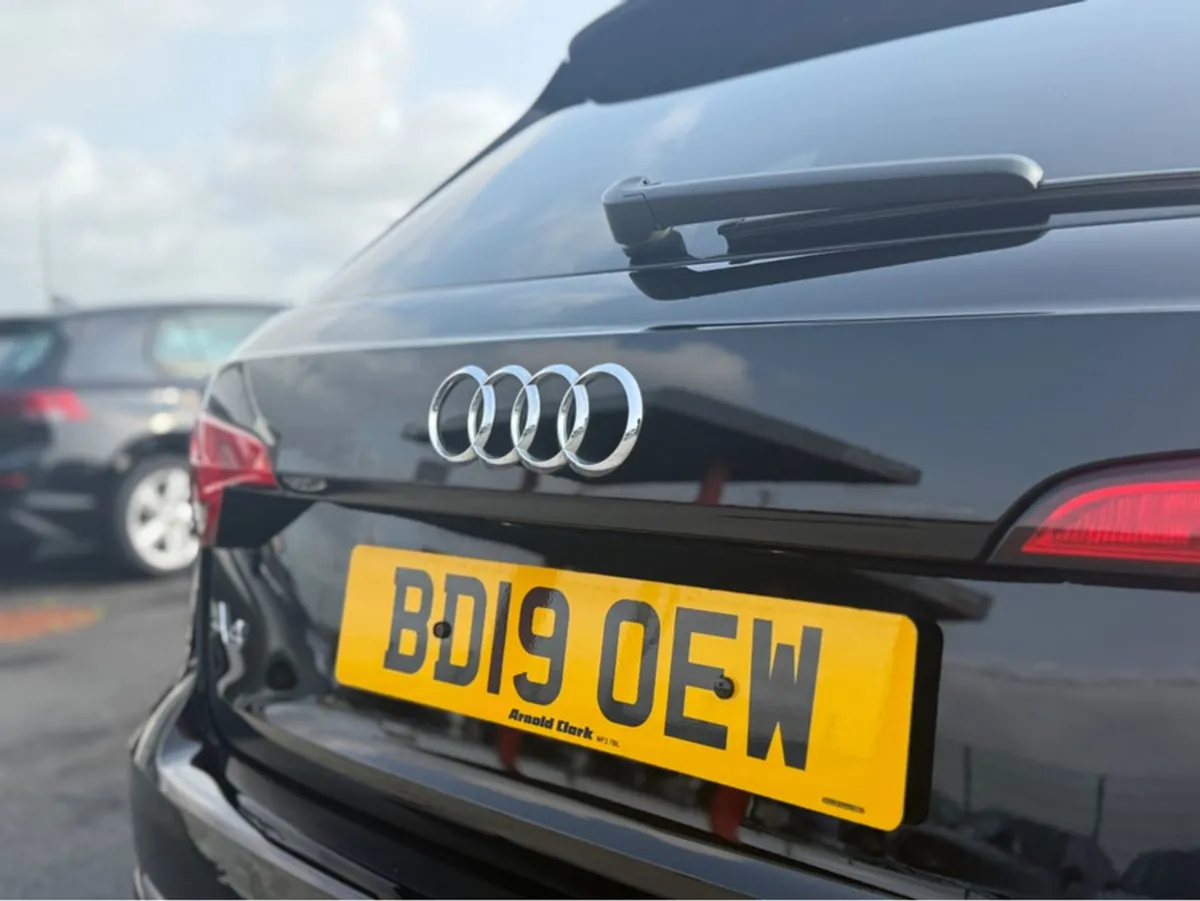 Audi A4 Sport 35 TDI S-A - Image 4