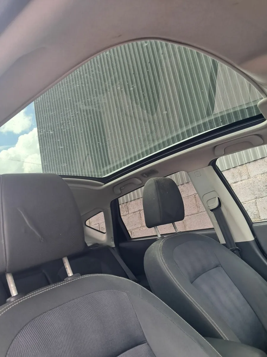 Nissan Qashqai 2011 - Image 1