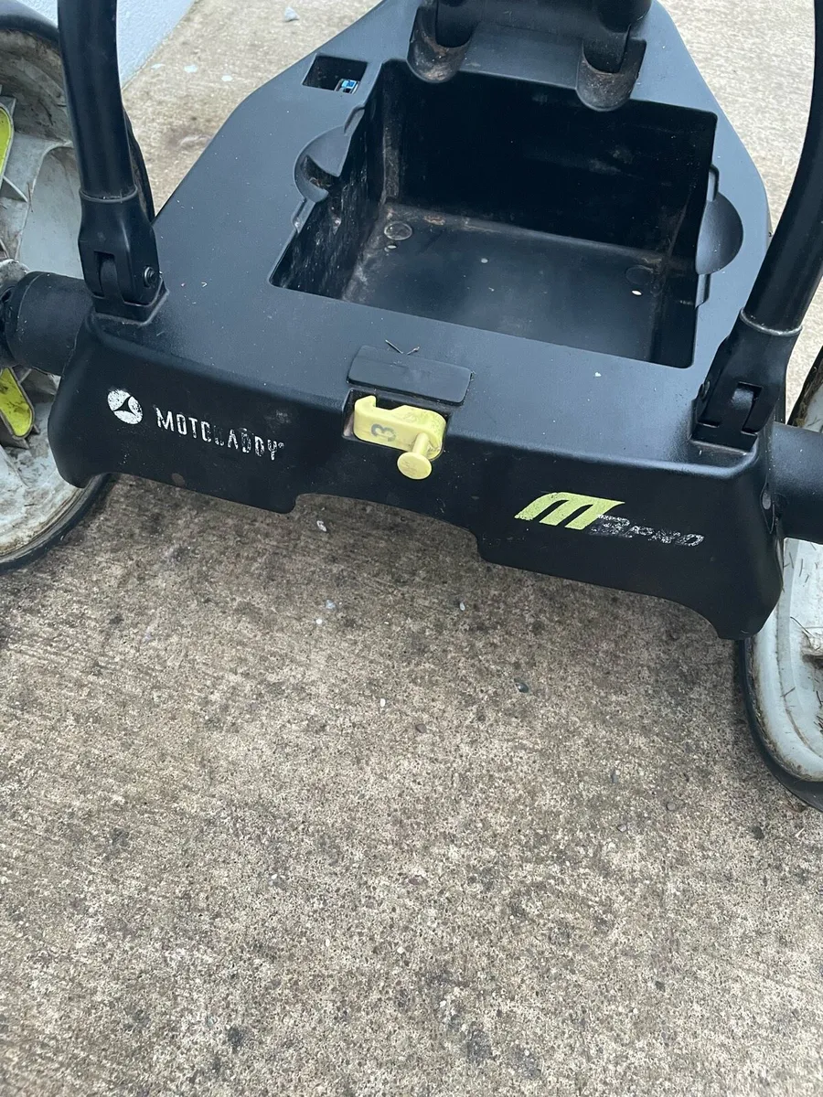 Motocaddy M3 pro** - Image 2