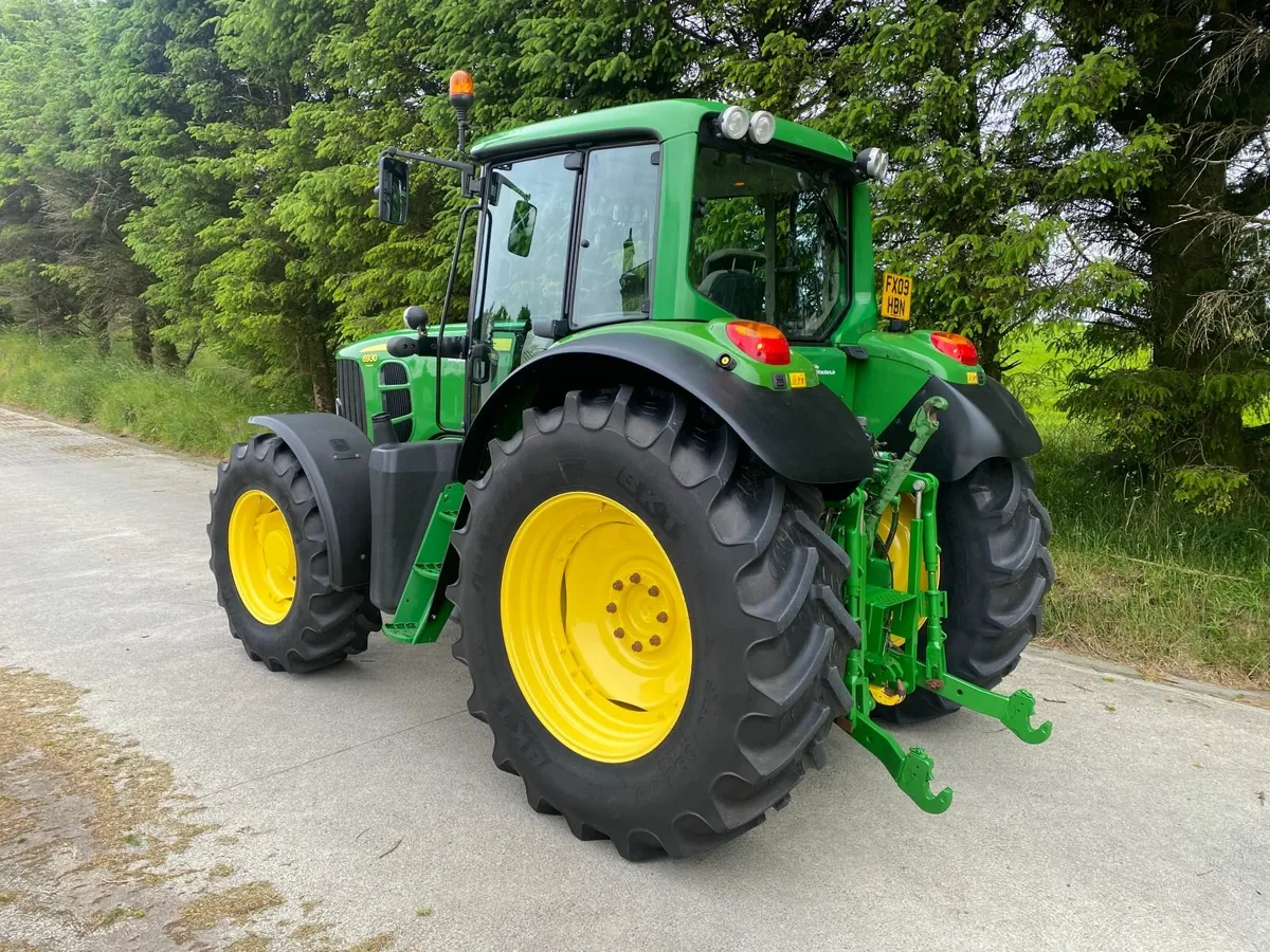 John Deere 6930 Premium - Image 2
