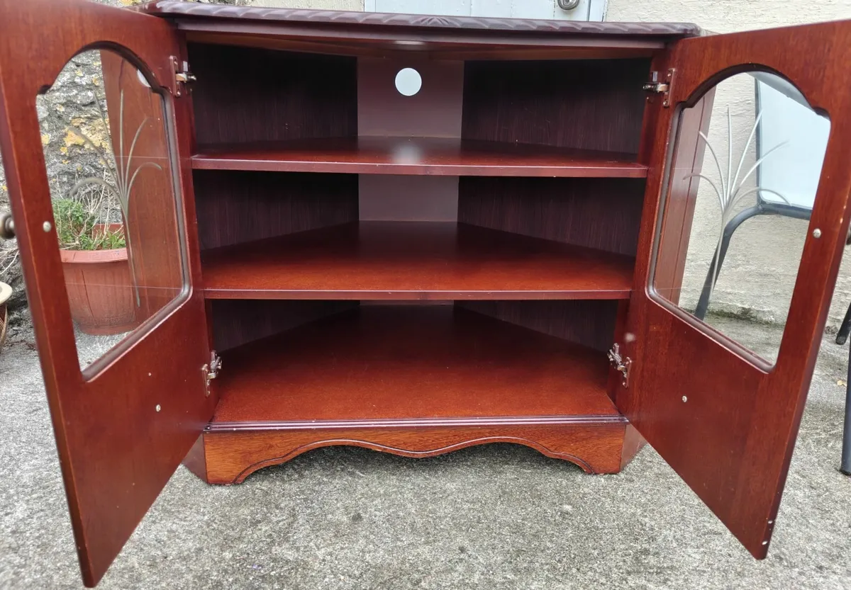 Corner TV unit - Image 2