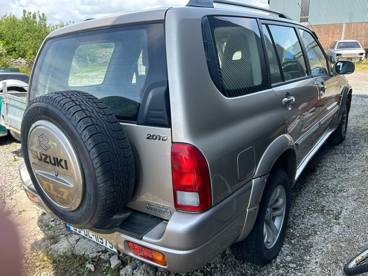 Suzuki Vitara XL7 diesel parts or repair - Image 3